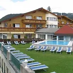 Wellnesshotel Schoenruh - Adults Only Hotel 4*